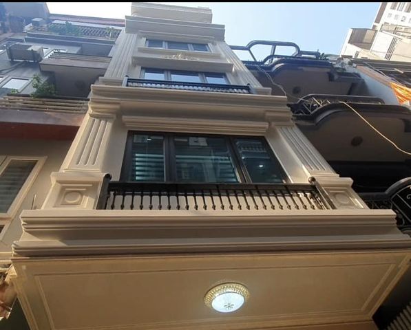 NGƯỜI QUEN GỬI BÁN NHÀ PHỐ TRẦN QUỐC HOÀN_CẦU GIẤY_55M 6T THANG MÁY_MT 4,2M-PHÂN LÔ ÔTÔ_NHỈNH 15 TỶ