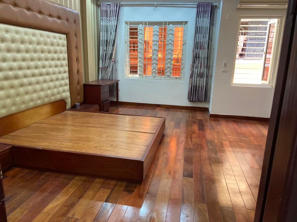 Siêu hiếm bán nhà ở Kim Mã, Ba Đình. 65m2, 5 tầng, ô tô phân lô, chỉ nhỉnh 10tỷ