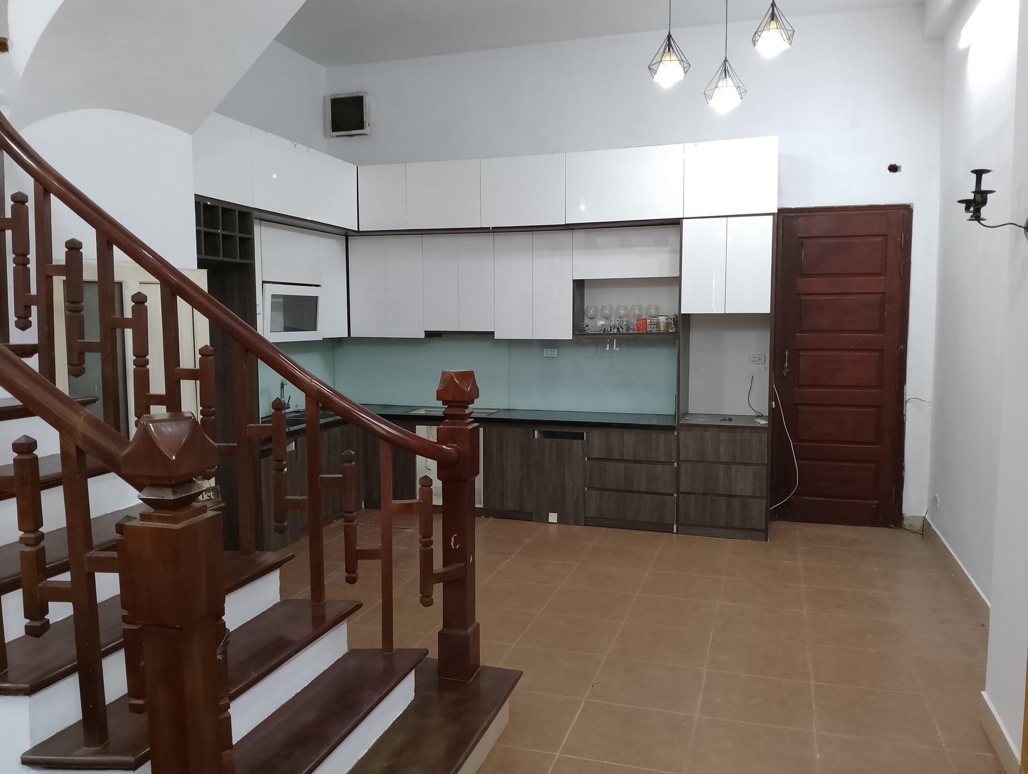 HOT! NHÀ ĐẸP PHỐ LINH LANG - BA ĐÌNH, DT 48m2 x 5T, FULL NỘI THẤT, NGÕ THÔNG, NHỈNH 5 TỶ