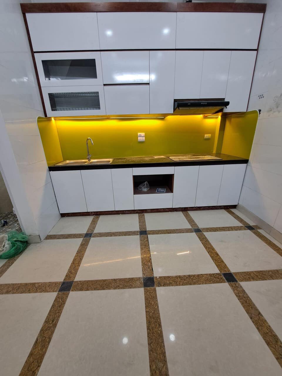 Nhà Phố ĐỘI CẤN Cực Hiếm, Ngõ Thoáng, An Sinh, KD Tiện 6 Tầng Chỉ hơn 4 Tỷ