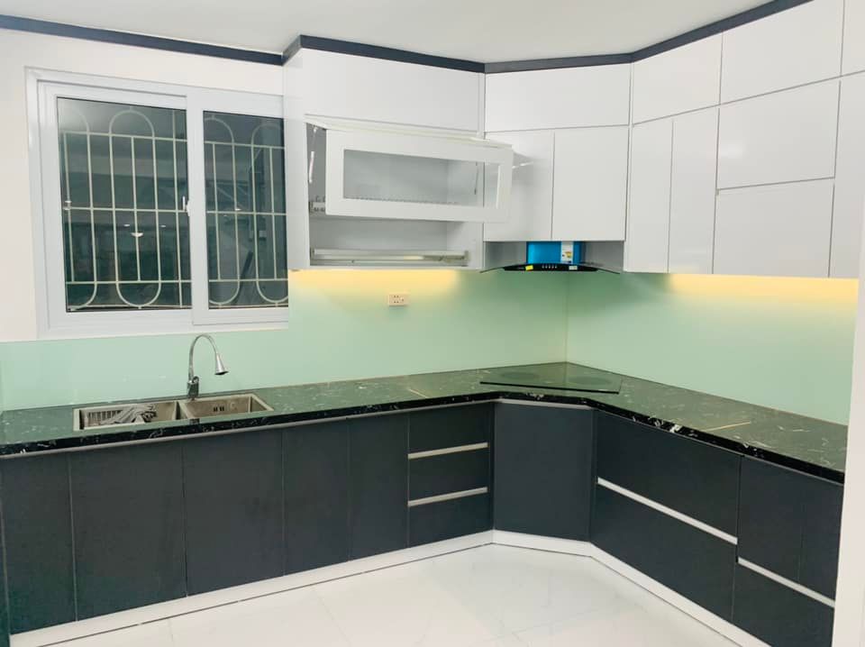 Nhà ngõ Cát Linh Đống Đa - Ngõ nông, gần phố - Thoáng - Nhà đẹp ở ngay - Dt 45m2, Giá 5,8 tỷ