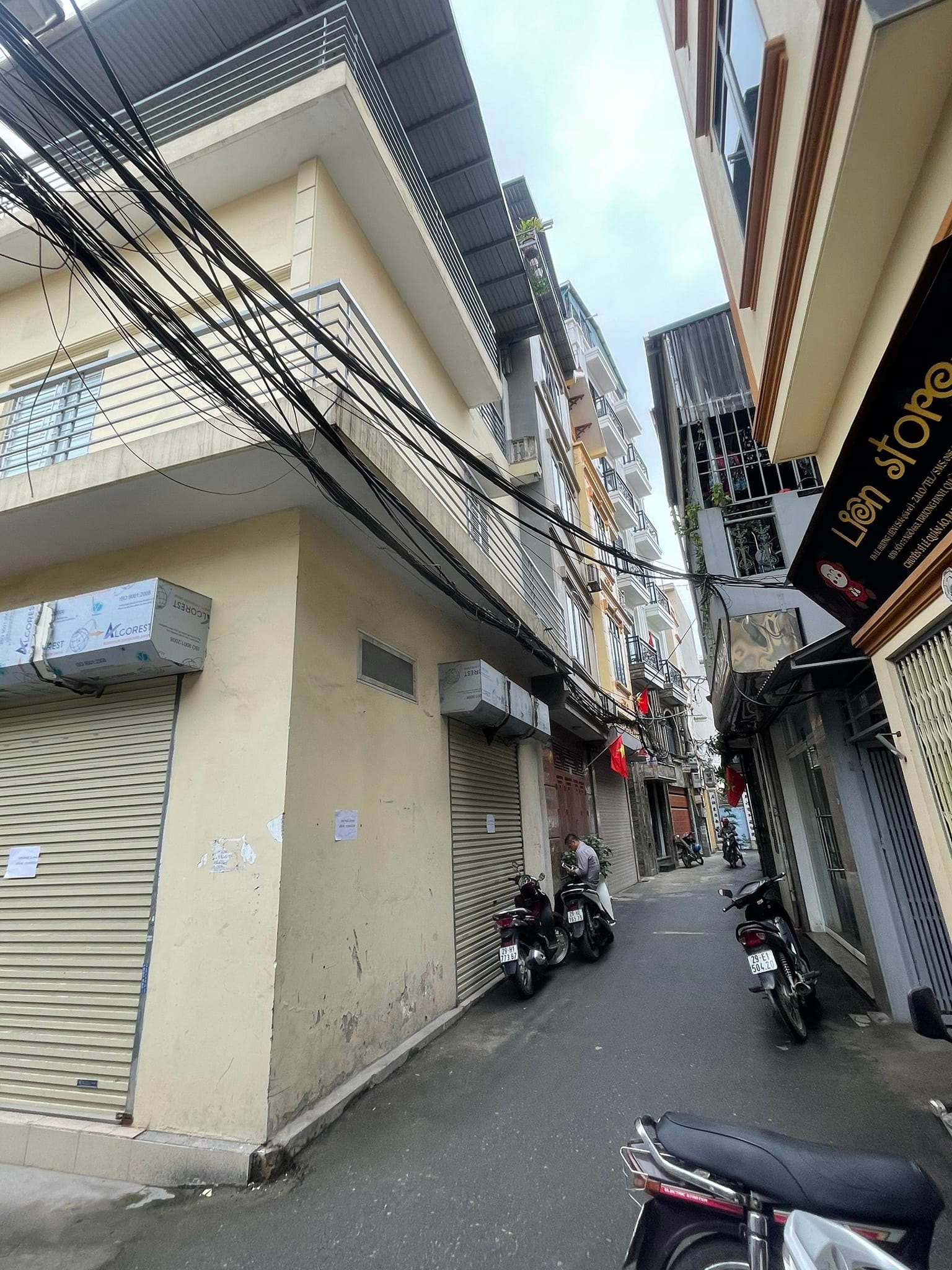 6.5 TỶ ĐẤT CÁT LINH 50M2, MẶT TIỀN 5M GIÁ ĐẦU TƯ 6.5 TỶ, Ô TÔ ĐỖ, 1 NHÀ RA PHỐ