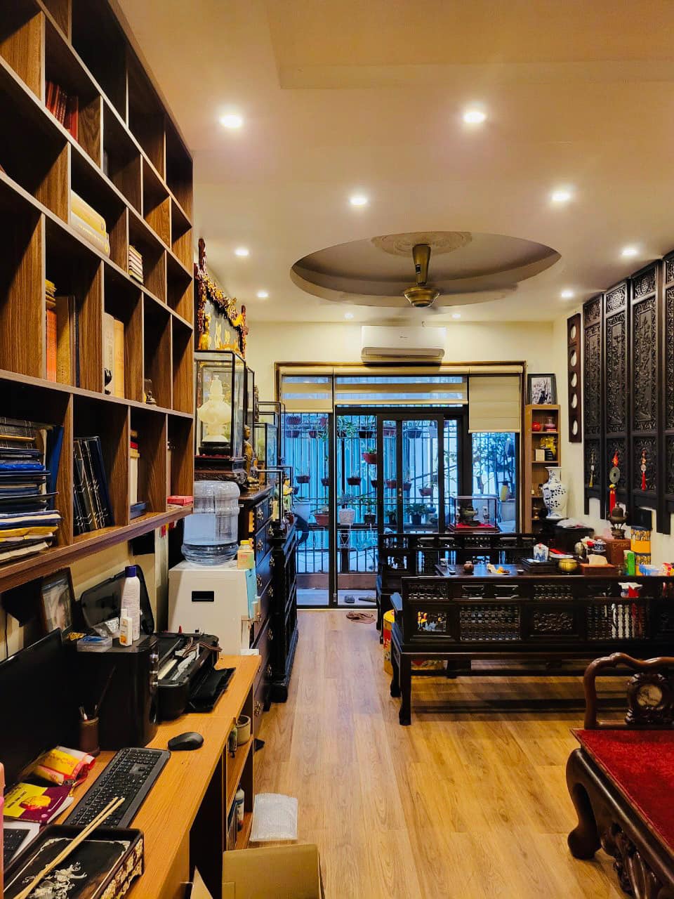 Bán nhà cực đẹp Ngọc Lâm, hàng xóm Mipec, ngõ ô tô, 43m2, 5T, sổ đẹp, ở ngay, chỉ 6.68 Tỉ