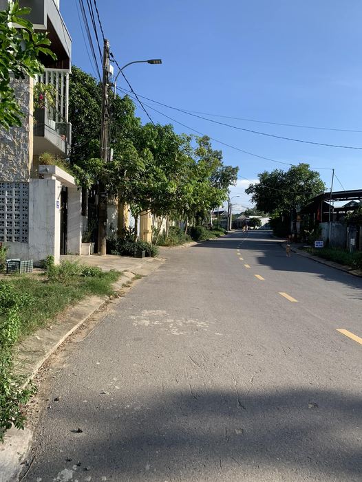 BÁN GẤP LÔ ĐẤT MT ÂU CƠ, SÁT NÁCH DỰ ÁN CÔNG VIÊN TRUNG TÂM TP ĐÔNG HÀ, LH: 0945087357