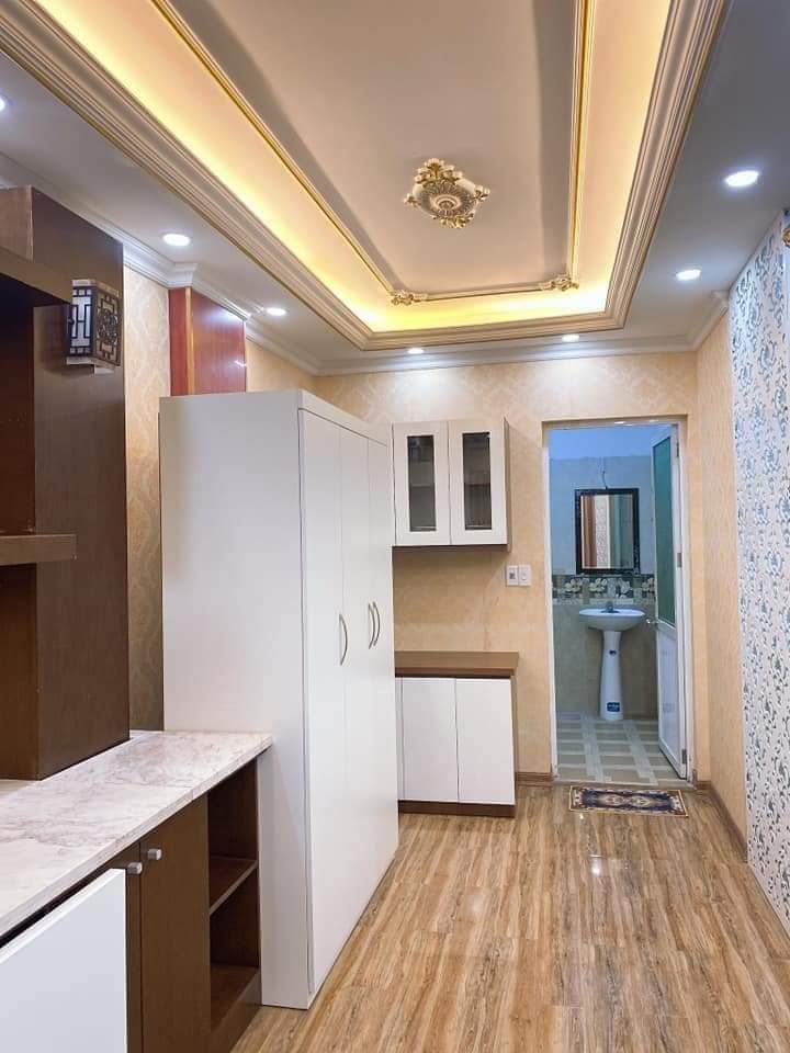 Kinh doanh Spa Pháo Đài Láng 39m2 x 7T, MT4.5, 6.5 tỷ Đống Đa