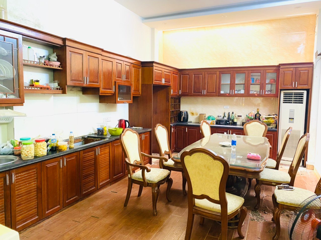 Nhà siêu đẹp, phân lô, ô tô thang máy, 6 tầng ở Nghĩa Đô, 50m2, giá 11.5 tỷ