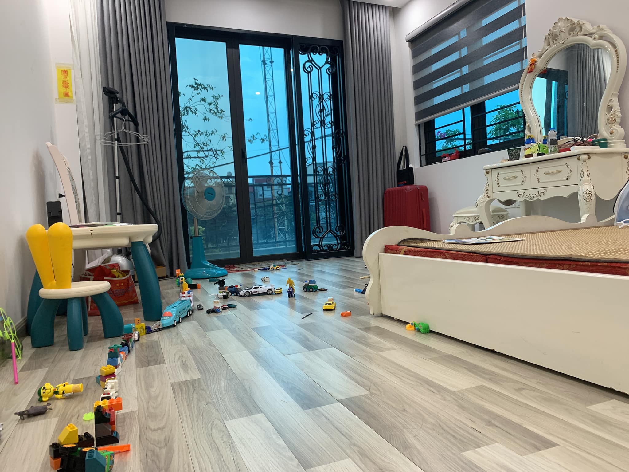 Nhỉnh 7 tỷ nhà Thụy Phương siêu đẹp 55m2x3T, MT 7m4, lô góc view hồ, gara ô tô