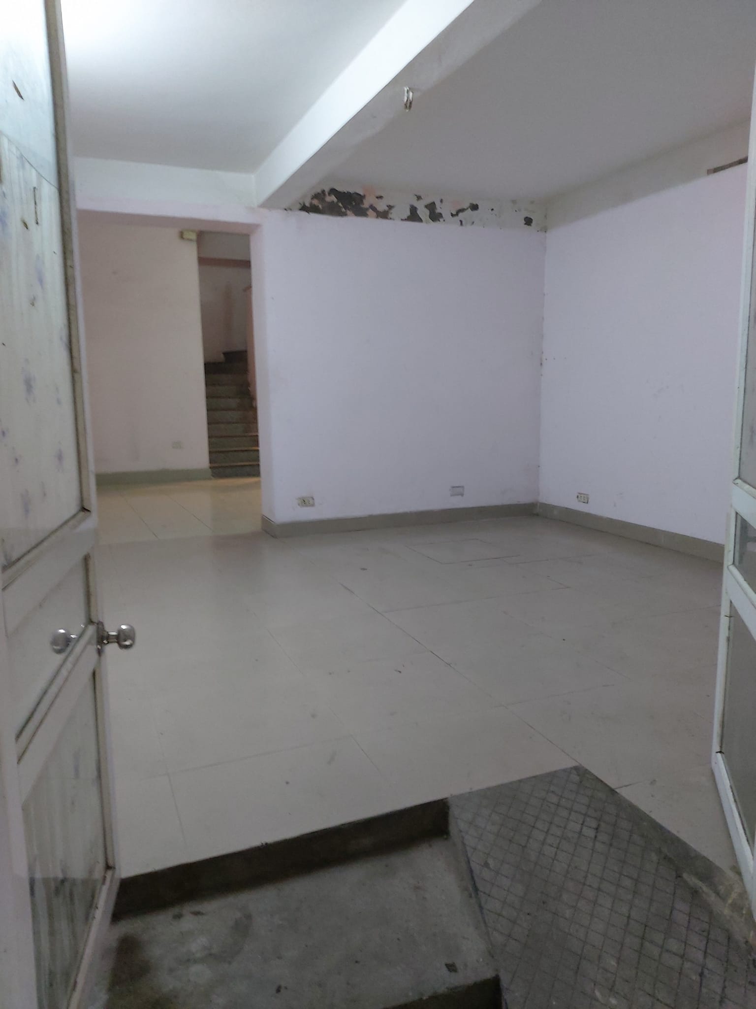 Bán nhà 3 tầng Ngô Thì Nhậm, Hà Đông. Dt 48, m2 giá rẻ:3,4 tỷ.