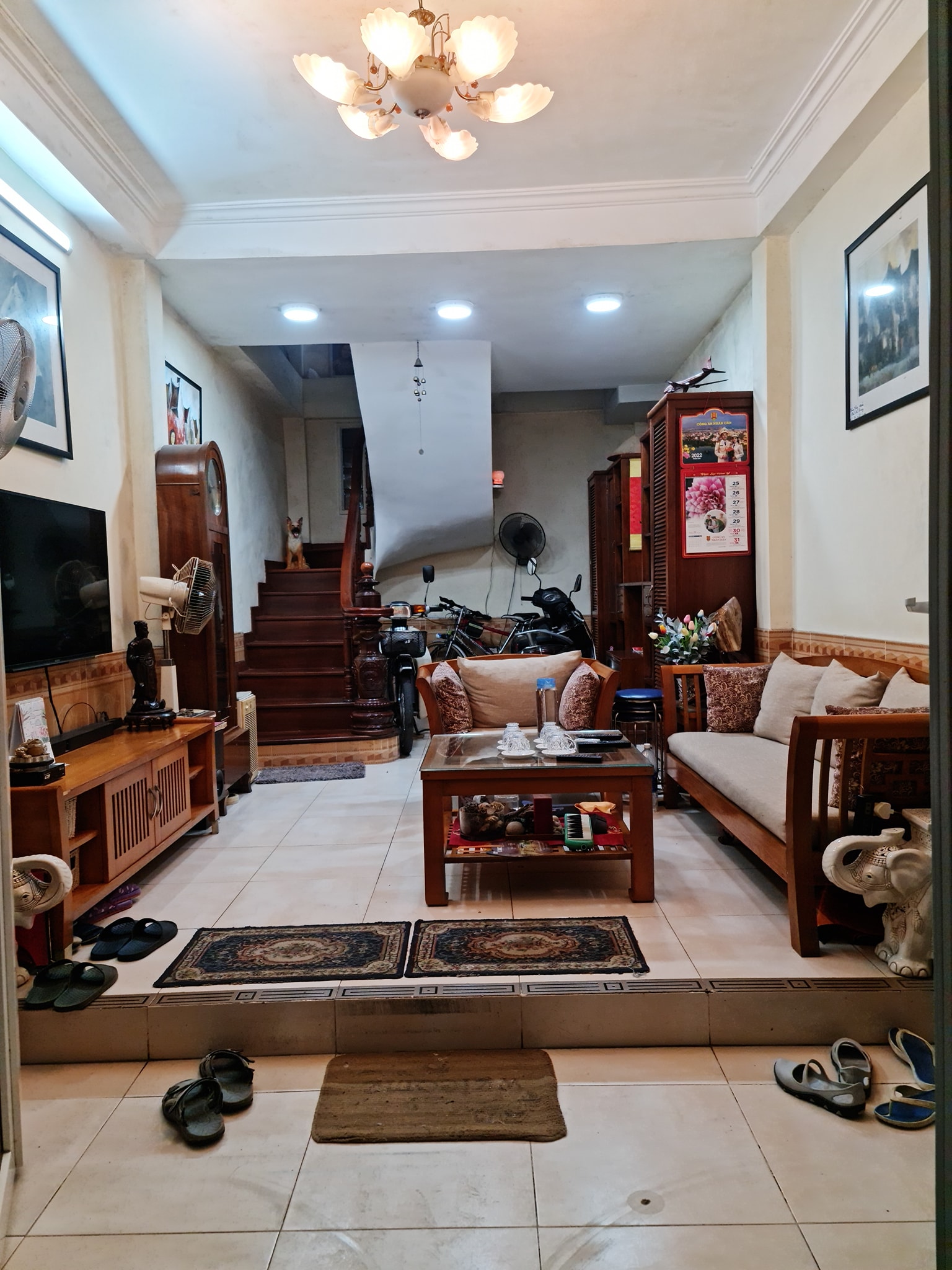 Bán nhà ngõ 204 Kim Giang, 38m2 , 5 tầng, 2 thoáng, giá 3 tỷ 850tr