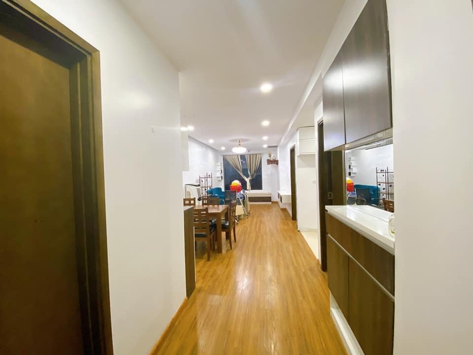 Cần bán căn góc tầng cao VOV Mễ Trì tòa mới CT1A 65m2 - 2PN2VS