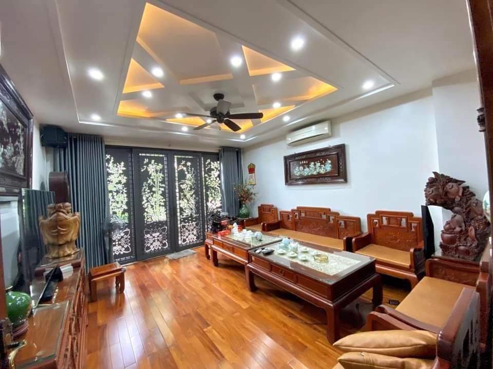 Bán nhà mặt phố Hồ Tùng Mậu, Cầu Giấy 63m, 5 tầng, mt 4.8m. Giá: 25 tỷ