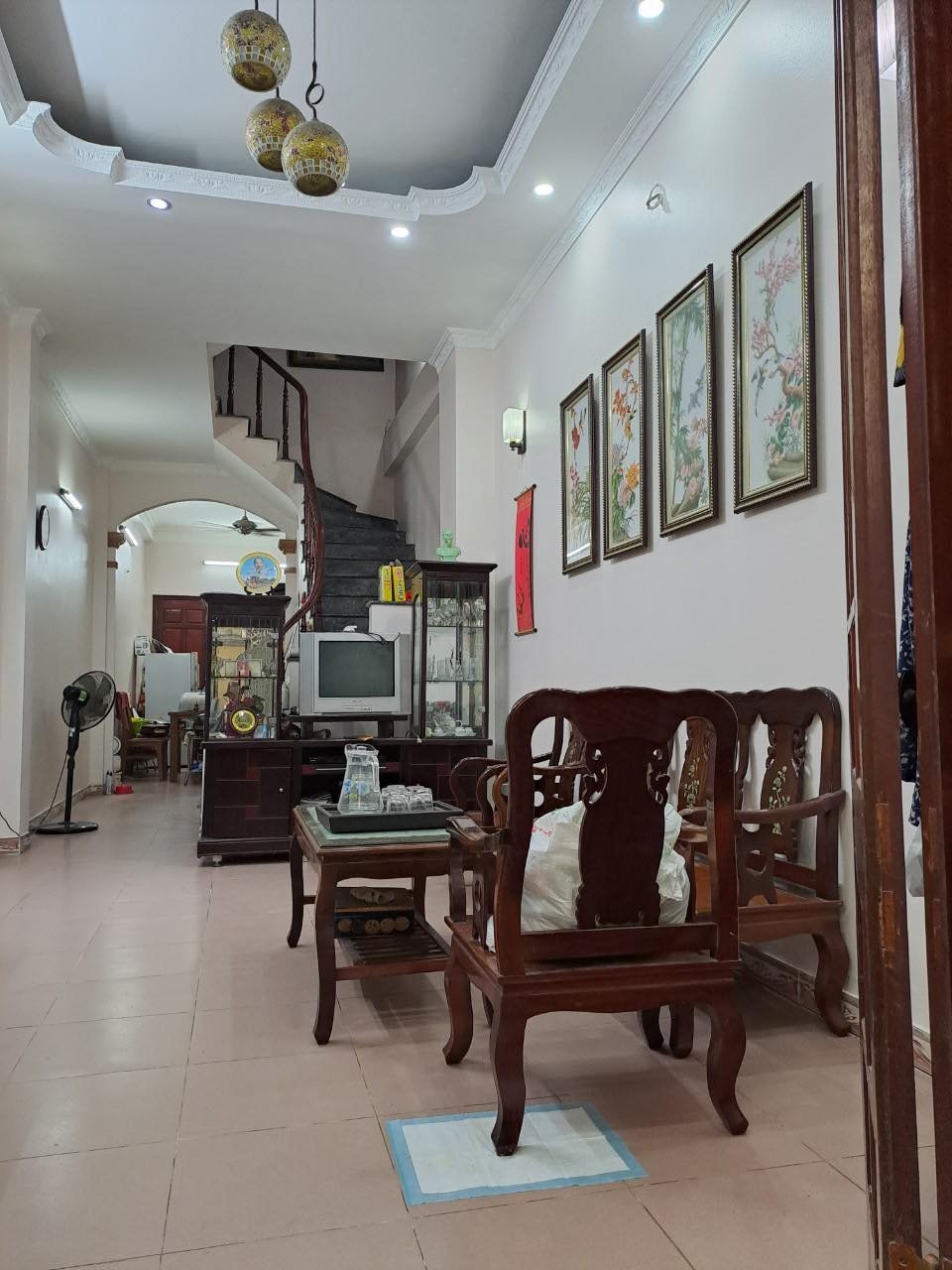 HOA HẬU PHỐ ĐỘI CẤN - BA ĐÌNH, KHU VỰC NHIỀU NGƯỜI MUA, 2 MẶT NGÕ 3 GÁC, DT 30m2, GIÁ 3.8 TỶ