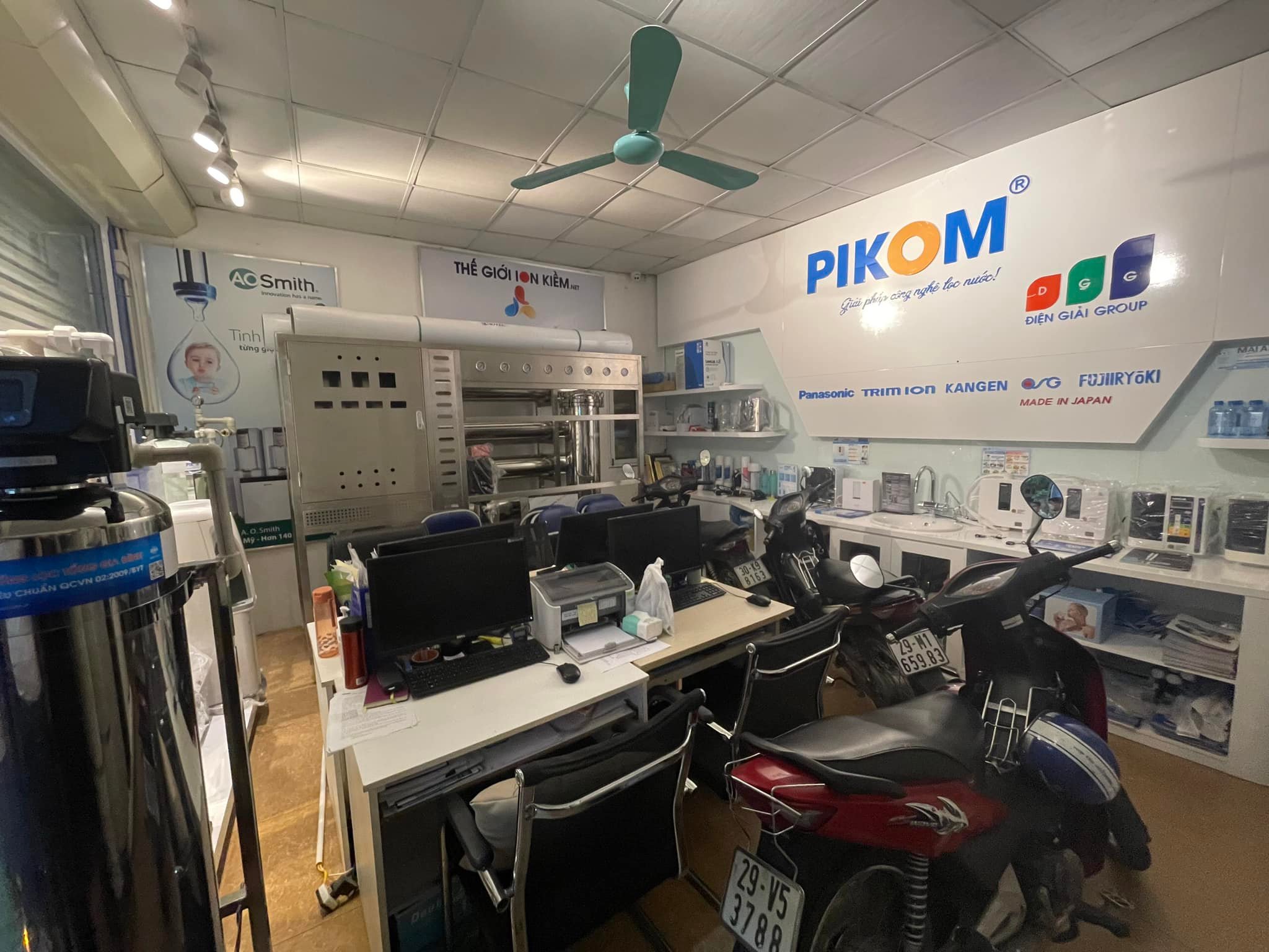 Bán nhà mặt phố kinh doanh, nhiều ô tô tránh Trường Chinh 108m2, giá 35 tỷ