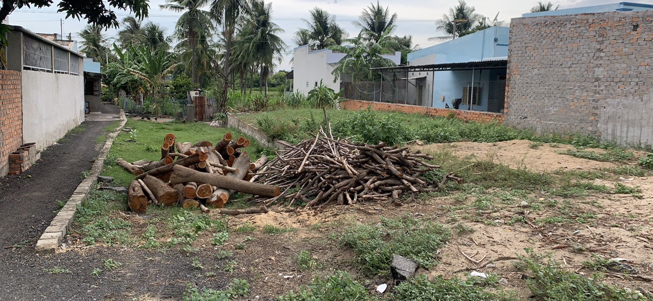 Đất ont tại mặt tiền QL1A -- Giá chỉ 1 tỉ 400 -- Sổ có sẵn -- Liên hệ ngay