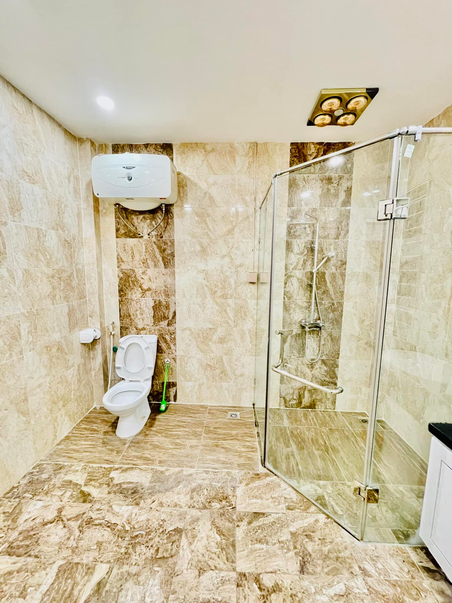 CHÂN DÀI PHỐ HOÀNG HOA THÁM, 78m2 x 5 TẦNG, 2 THOÁNG, NGÕ 3 GÁC THÔNG, CHÀO 4.8 TỶ