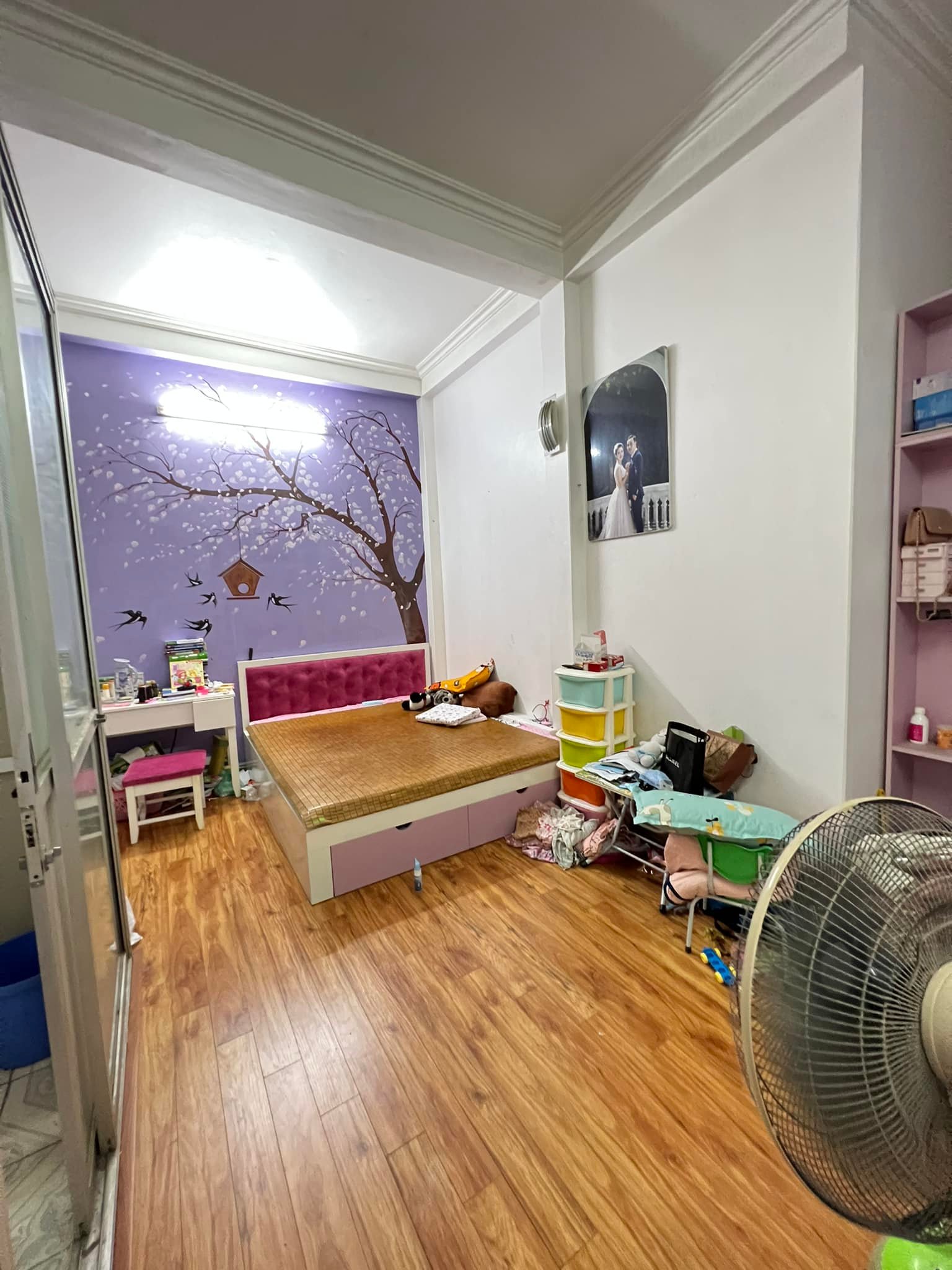 Bán gấp nhà Hai Bà Trưng, 4 tầng, kinh doanh nhỏ, 35m2 nở hậu, nhỉnh 2 tỷ có TL.