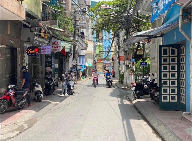 Bán nhà phố Lò Đúc 50m2 3 tầng ô tô đỗ cửa có vỉa hè giá 6,4 tỷ TL.