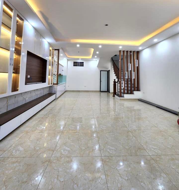 Cho thuê nhà mặt phố Láng Hạ 2 mặt tiền 60mx4T vỉa hè KINH DOANH ĐA NGÀNH Đống Đa