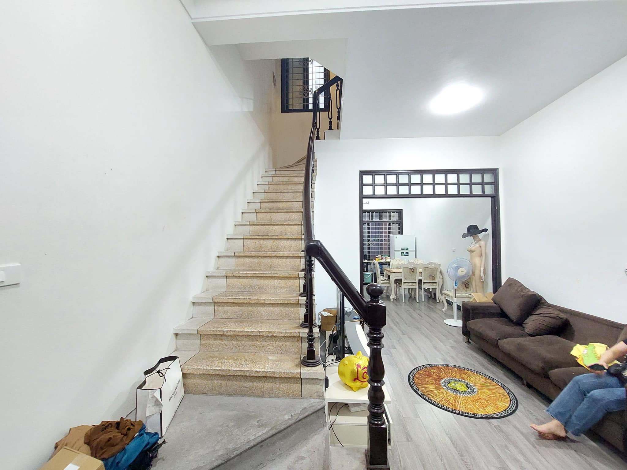 Bán nhà phố Kim Mã Thượng, Ba Đỉnh 90m2, 4 tầng, Mt 4.6m, sổ vuông đẹp.