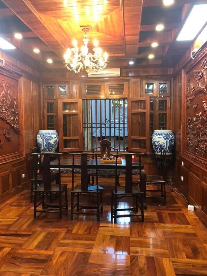 Đẳng cấp Đại Gia! Nhà Lạc Long Quân, ô tô, kinh doanh, thang máy 81m2, 7 tầng, giá 25 tỷ.