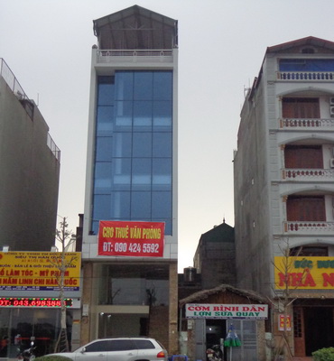 Cho thuê nhà MP Bùi Ngọc Dương, 75m x 6 tầng, MT 6m, thông sàn có thang máy, liên hệ : 0818011234