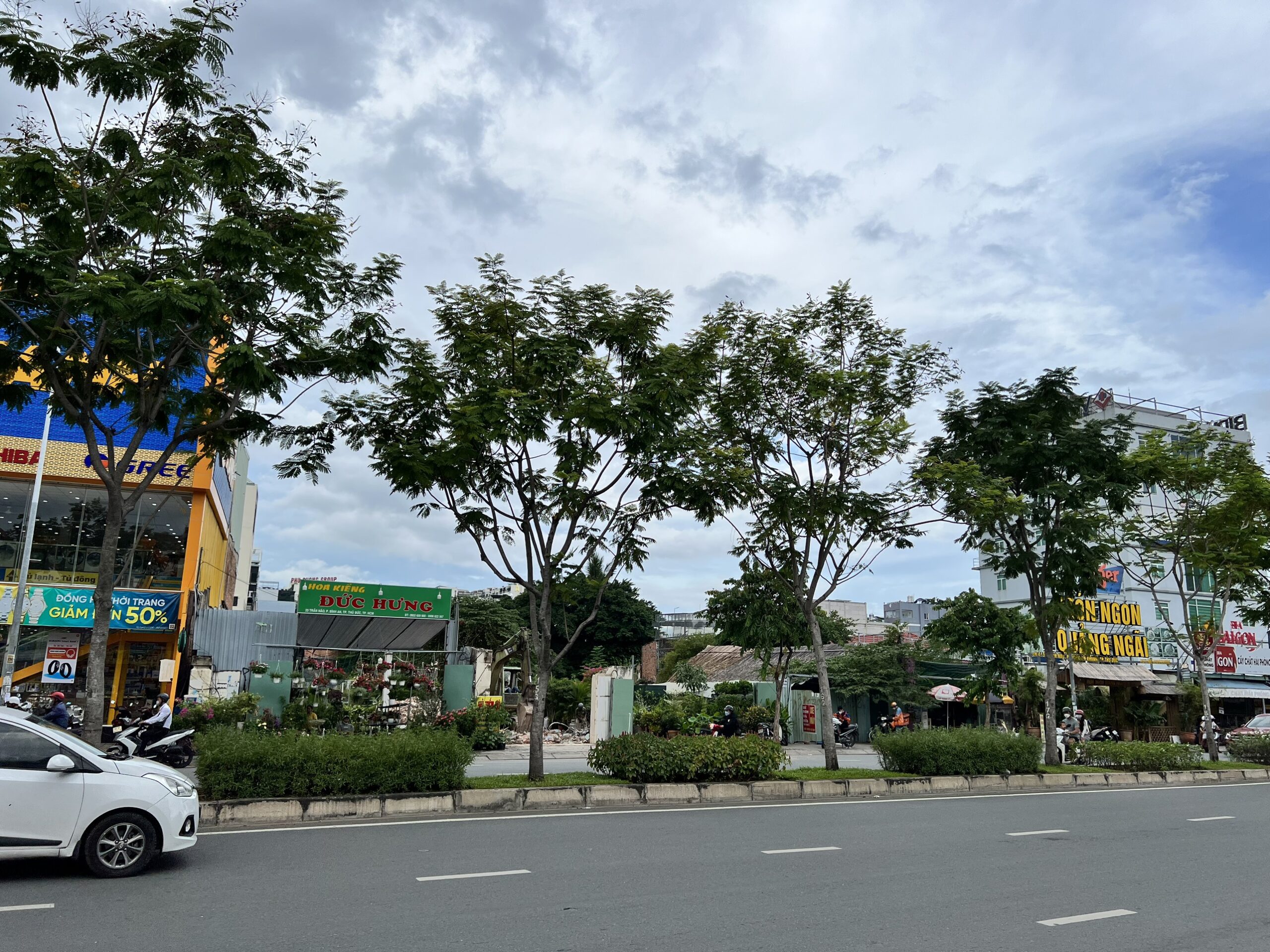 Bán đất xây cao tầng Bình An Quận 2 mặt tiền đường số 12 DT 10x29 chỉ 193triệu/m