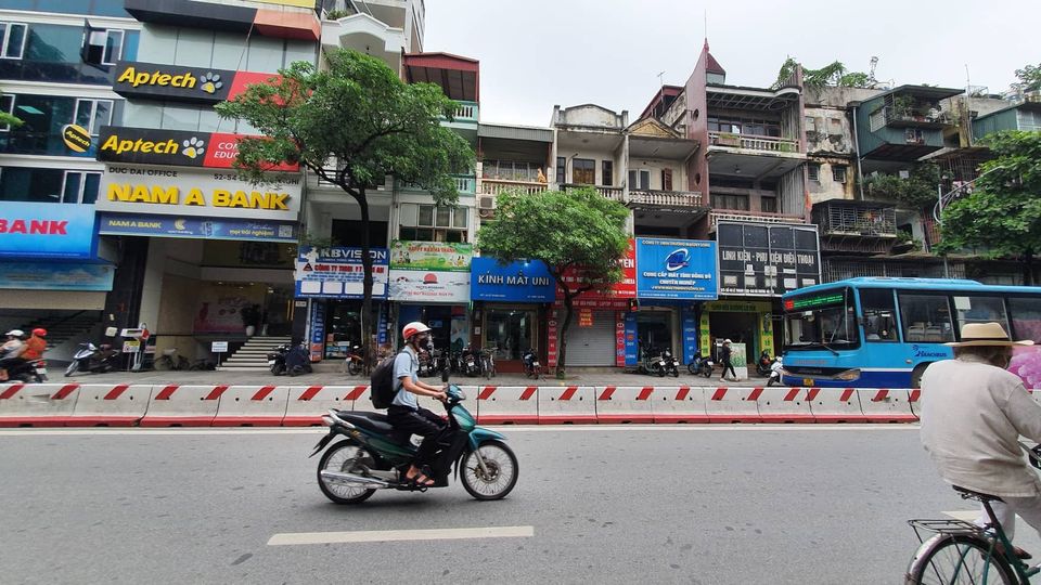 CẦN BÁN GẤP MẶT PHỐ LÊ THANH NGHỊ, HAI BÀ TRƯNG,Ô TÔ TRÁNH, KINH DOANH, 82M2 X 4T.