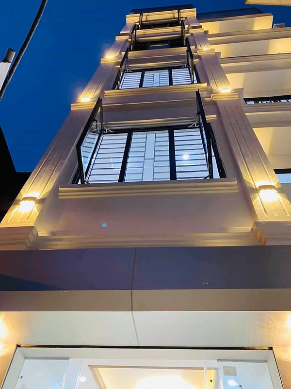 Nhà 5 tầng sau khu đô thị Đô Nghĩa, cách công viên Cây Đàn chỉ 5p, ô tô gần, S 31m2 - 5t - 2,45