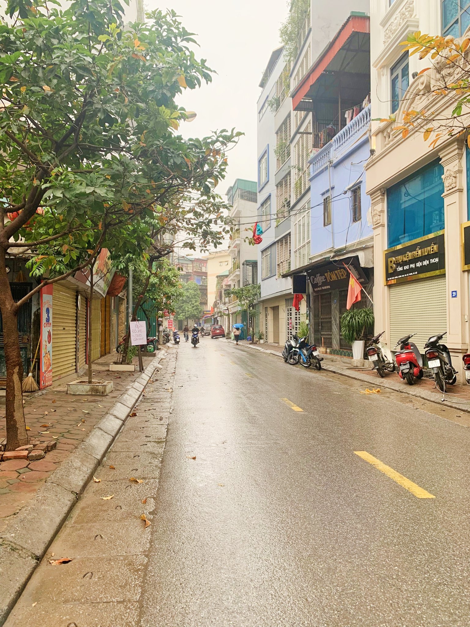 Bán Nhà Chùa Quỳnh Quận Hai Bà Trưng DT 45m2 x 5 tầng, mt 4m2 giá 6.9 tỷ