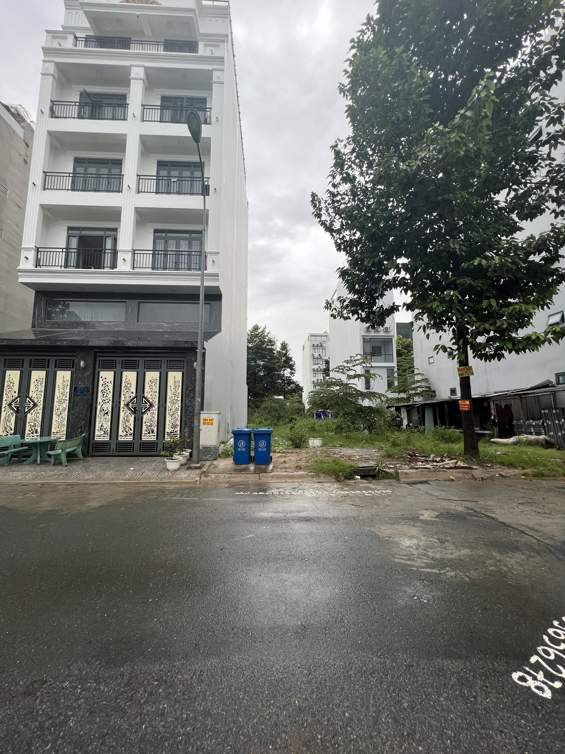 Bán đất Nguyễn Văn Kỉnh Thạnh Mỹ Lợi Quận 2 chỉ 229triệu/m2 được xây cao tầng 15x20 VIP