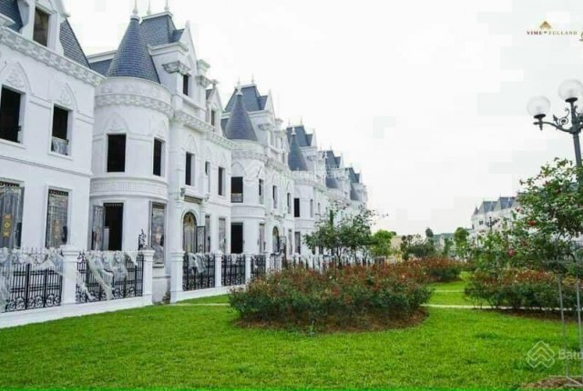 Biệt thự mới Ciputra - Giá chủ đầu tư - 3 tầng 1 hầm để ô tô, làm hầm rượu - đã bàn giao