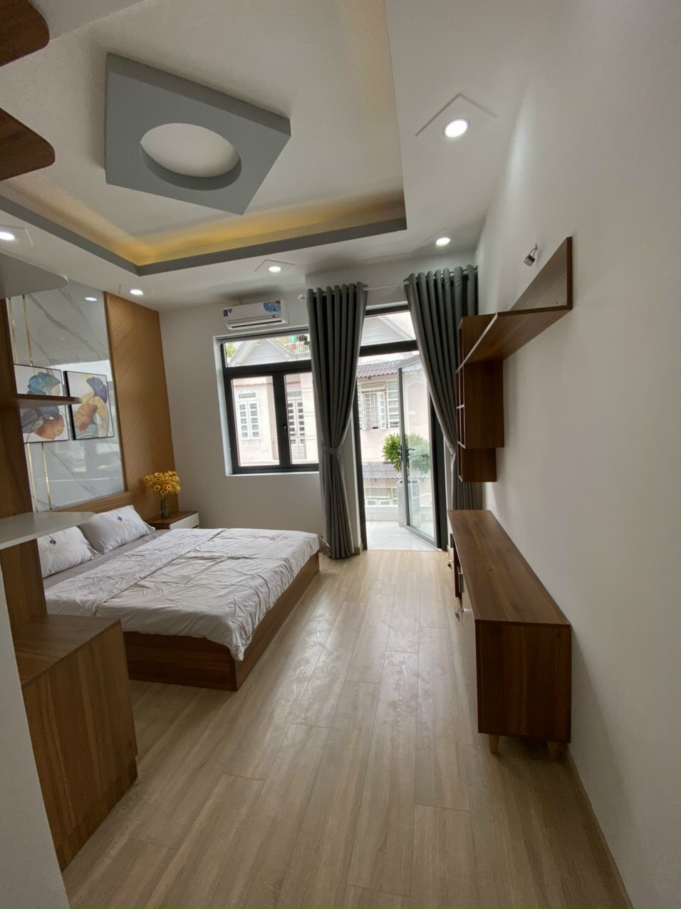 Nguyễn Trung Trực, 4 x 13m, 3 lầu, hẻm 4m, chỉ 8.5 tỷ, Bình Thạnh