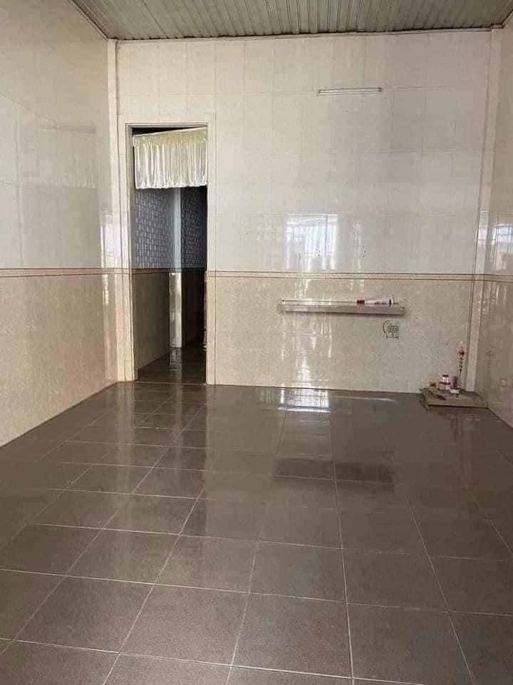 Chủ Đi Sài Gòn Cần Bán Nhà Đỗ Bằng Kiên Cố Trung Tâm Thành Phố Cách Đường Hùng Vương 30m