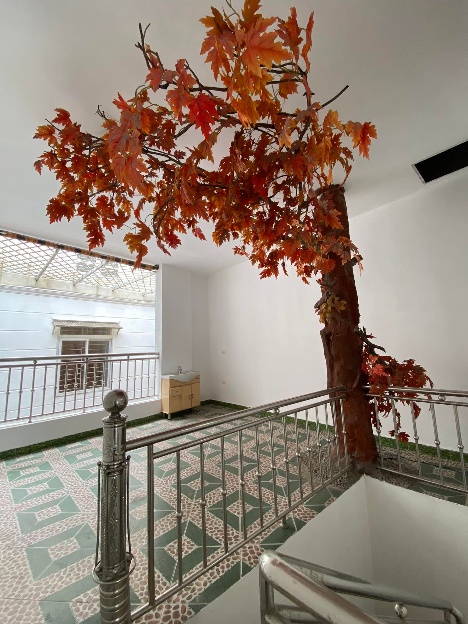 Nhà mặt phố Giải Phóng, gần Vành đai 3, 135m2, MT 5m, giá 17.5 tỷ