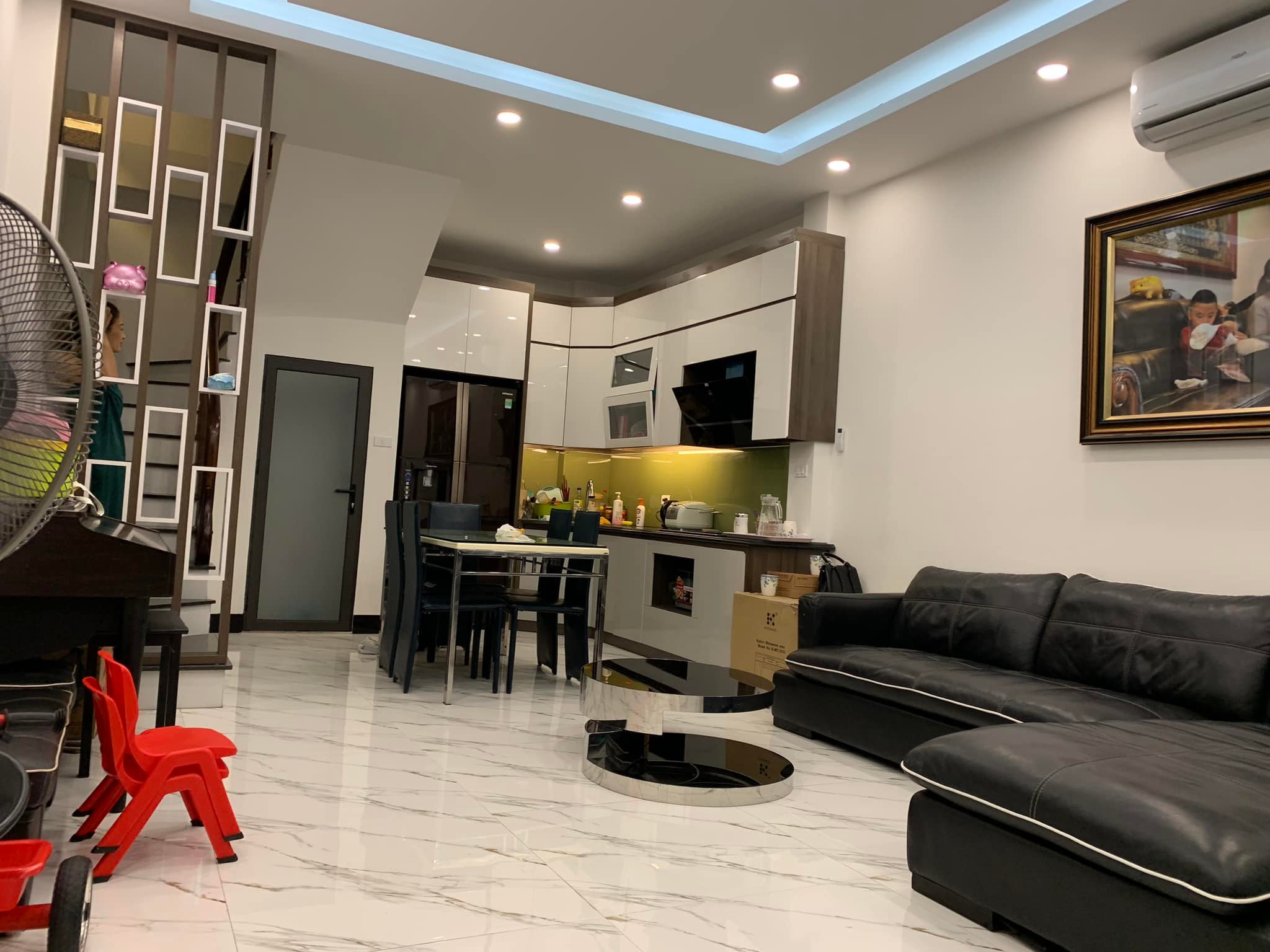 SIÊU PHẨM NHÀ MỚI ĐẸP PHỐ MINH KHAI – HAI BÀ TRƯNG – NỘI THẤT SỊN – NGÕ THÔNG – GIÁ 5 TỶ