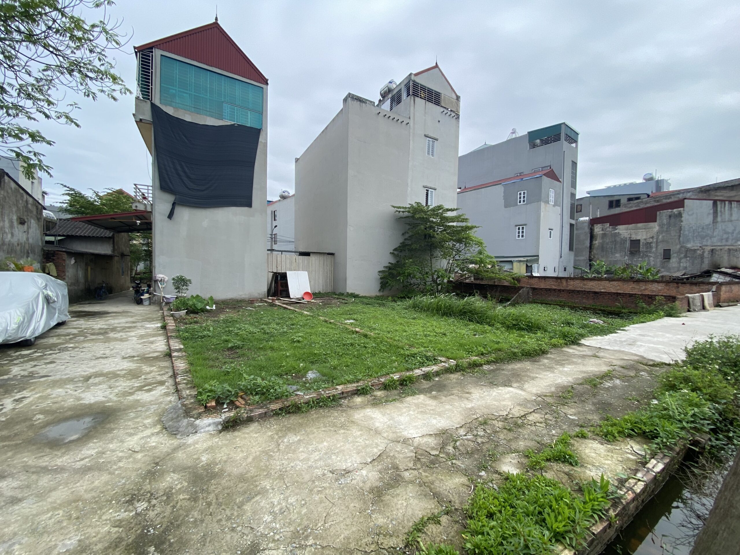 Chính chủ bán lô góc 96m2. Chợ Kim - Xuân Nộn - Đông Anh - HN. Sát chợ , trường học...