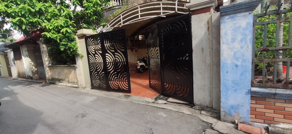 Hoa Lâm 130m x 3 tầng Mt 5.6m ngõ thông, ô tô, An sinh đỉnh 14 tỷ có TL