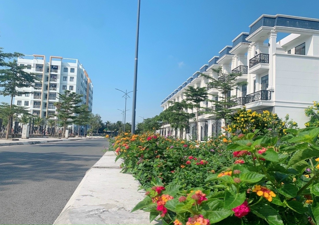 Còn duy nhất lô nền có sẵn mống giá đang rẻ nhất Diện tích: (4 x18m ) Lộ giới: 15m