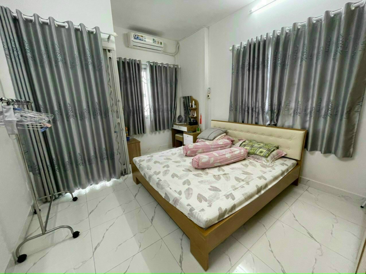 Nhà hẻm 3.5m, 3.8 x 14m, chỉ 5.6 Tỷ, Phan Văn Trị, Bình Thạnh