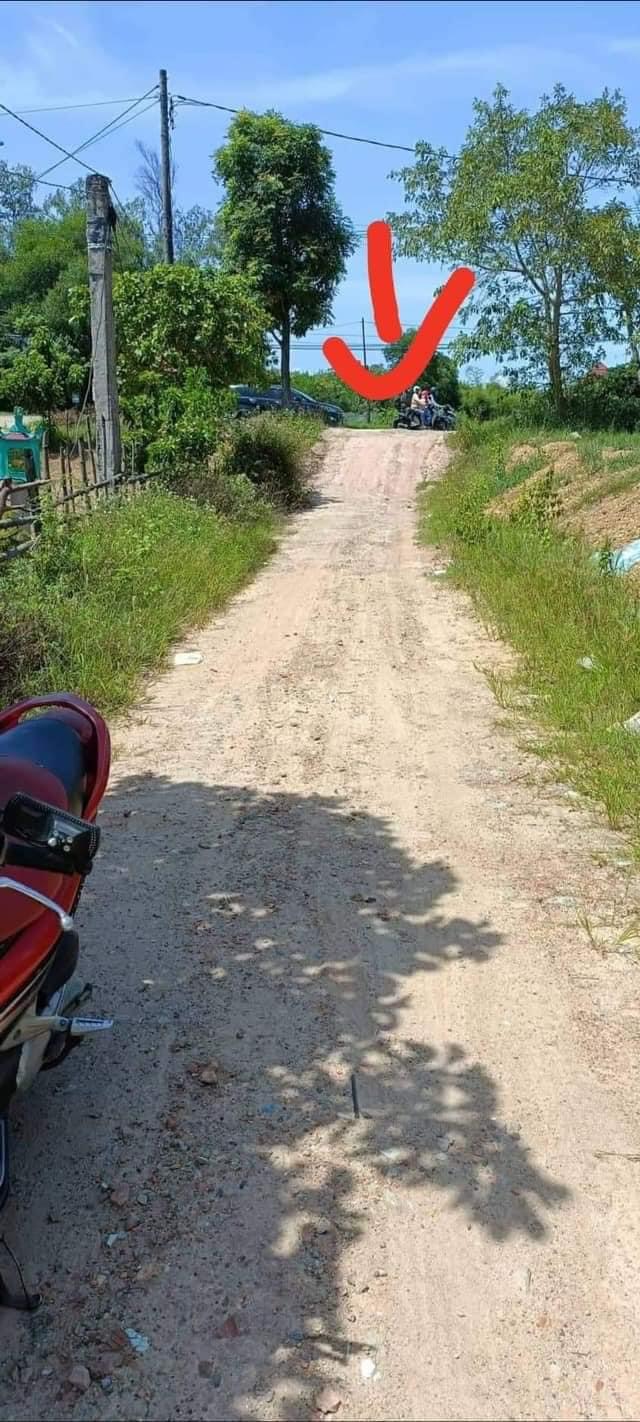 Chính chủ cần bán lô đất sát trạm thu phí triệu giang