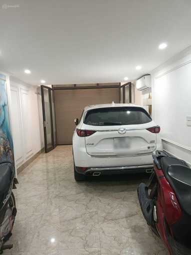 Bán nhà Ngô Gia Tự, Long Biên, 50m2 x 5 tầng, Gara, Thang máy, 2 thoáng, An sinh đỉnh