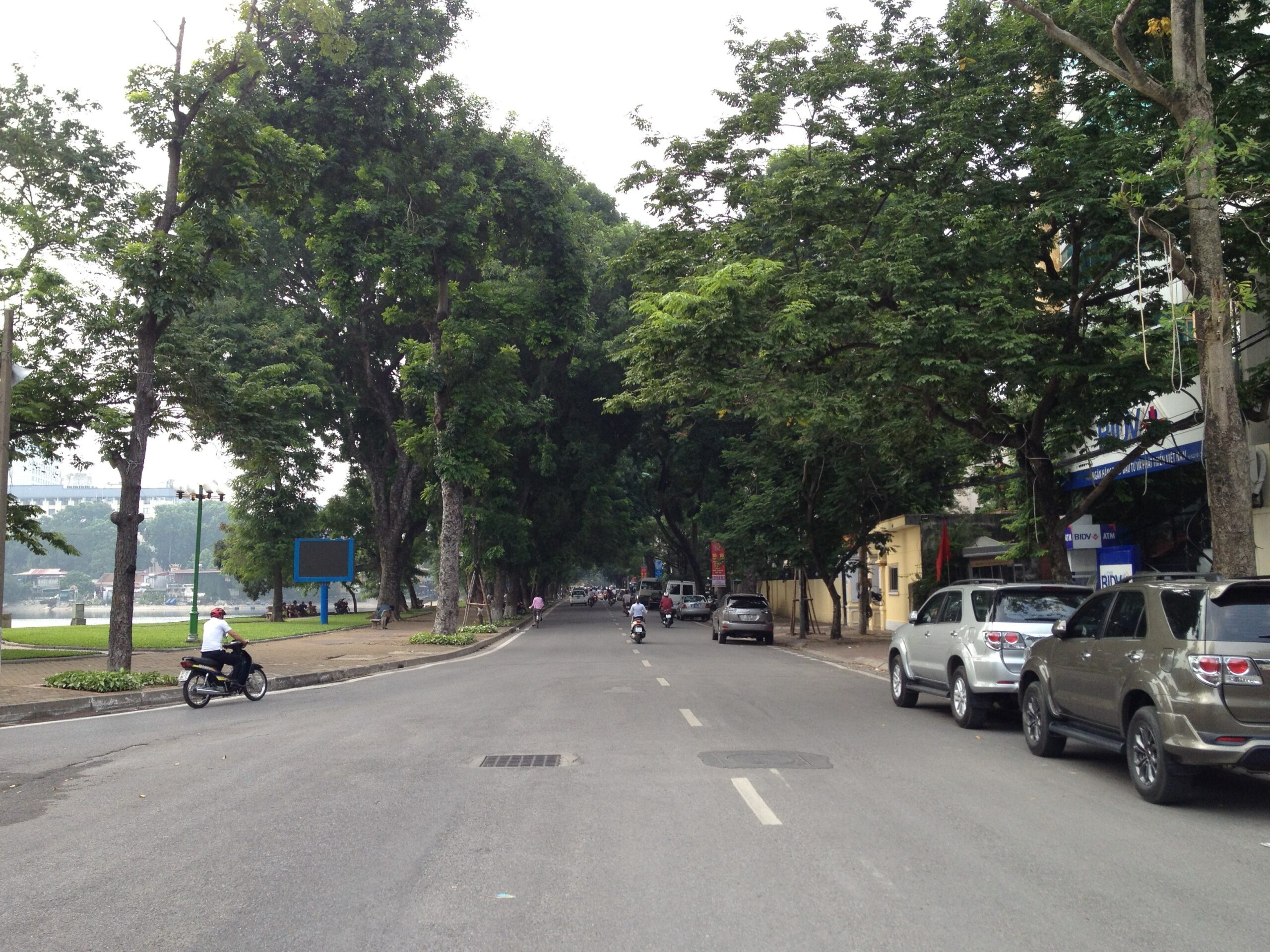 MẶT PHỐ VIP, VỈA HÈ MÊNH MÔNG, KINH DOANH SẦM UẤT - NHÀ BÁN NGUYỄN DU - HAI BÀ TRƯNG, GIÁ CHÀO 43 TỶ.