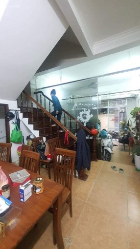 Cần bán nhà 130m2 x 3 tầng ô tô, kinh doanh phố Cầu Giấy 14 tỷ
