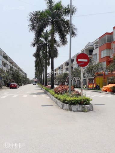 Chính chủ cần bán căn liền kề tại KĐT Tân Tây Đô, diện tích 90m2, cách QL32 chỉ 50 mét