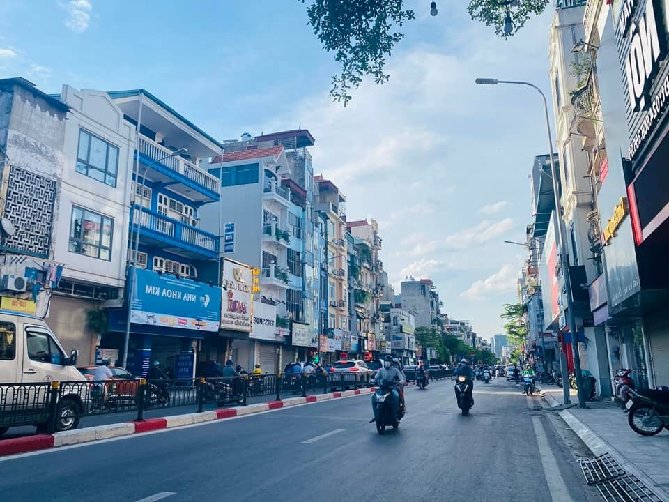 Bán nhà mặt phố Đống Đa, Tôn Đức Thắng 6T tiện kinh doanh, văn phòng 25 tỷ