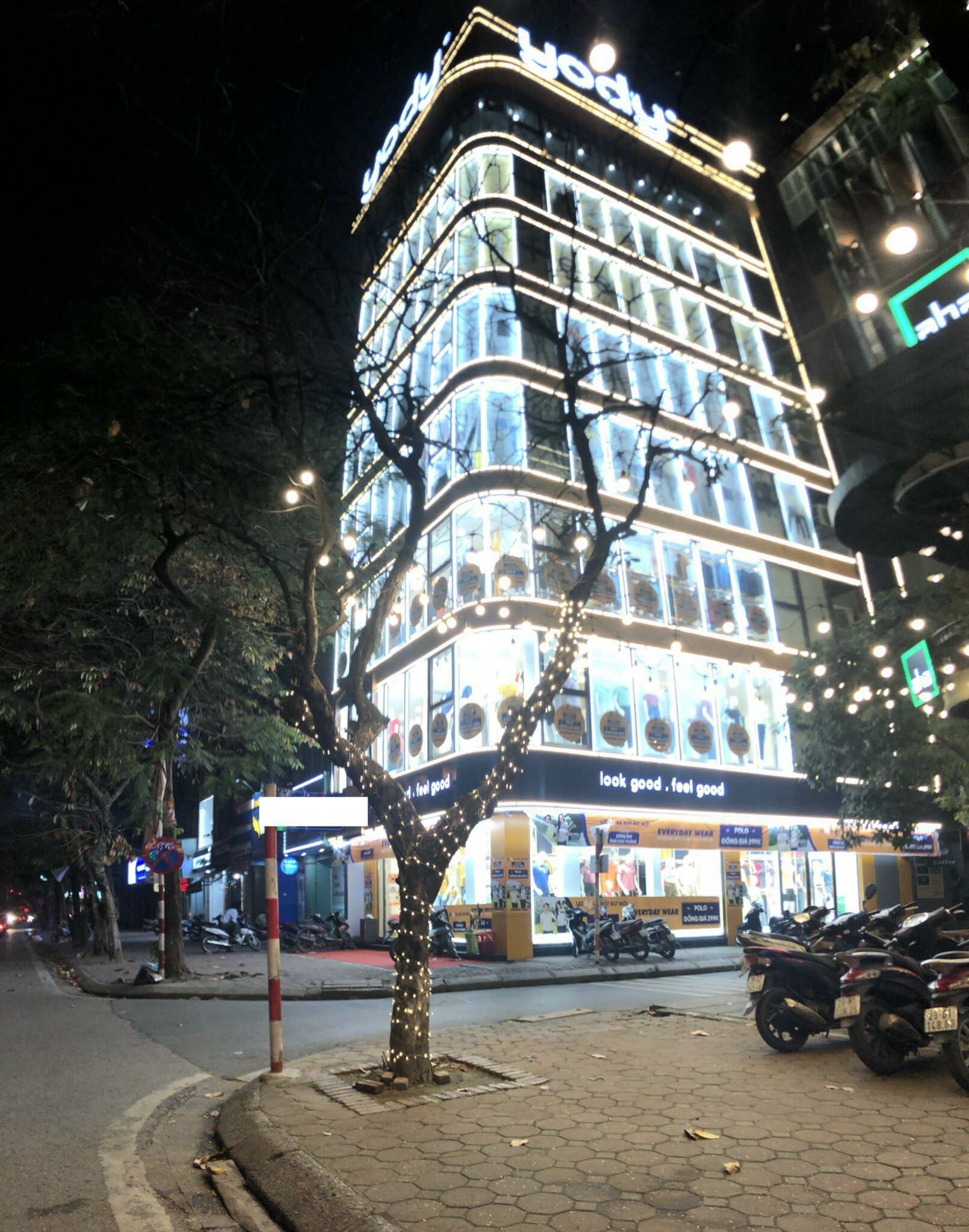 Tôi cần chuyển nhượng toà nhà đang kinh doanh Vp tại Cầu Giấy,Hà Nội,giá thương lượng