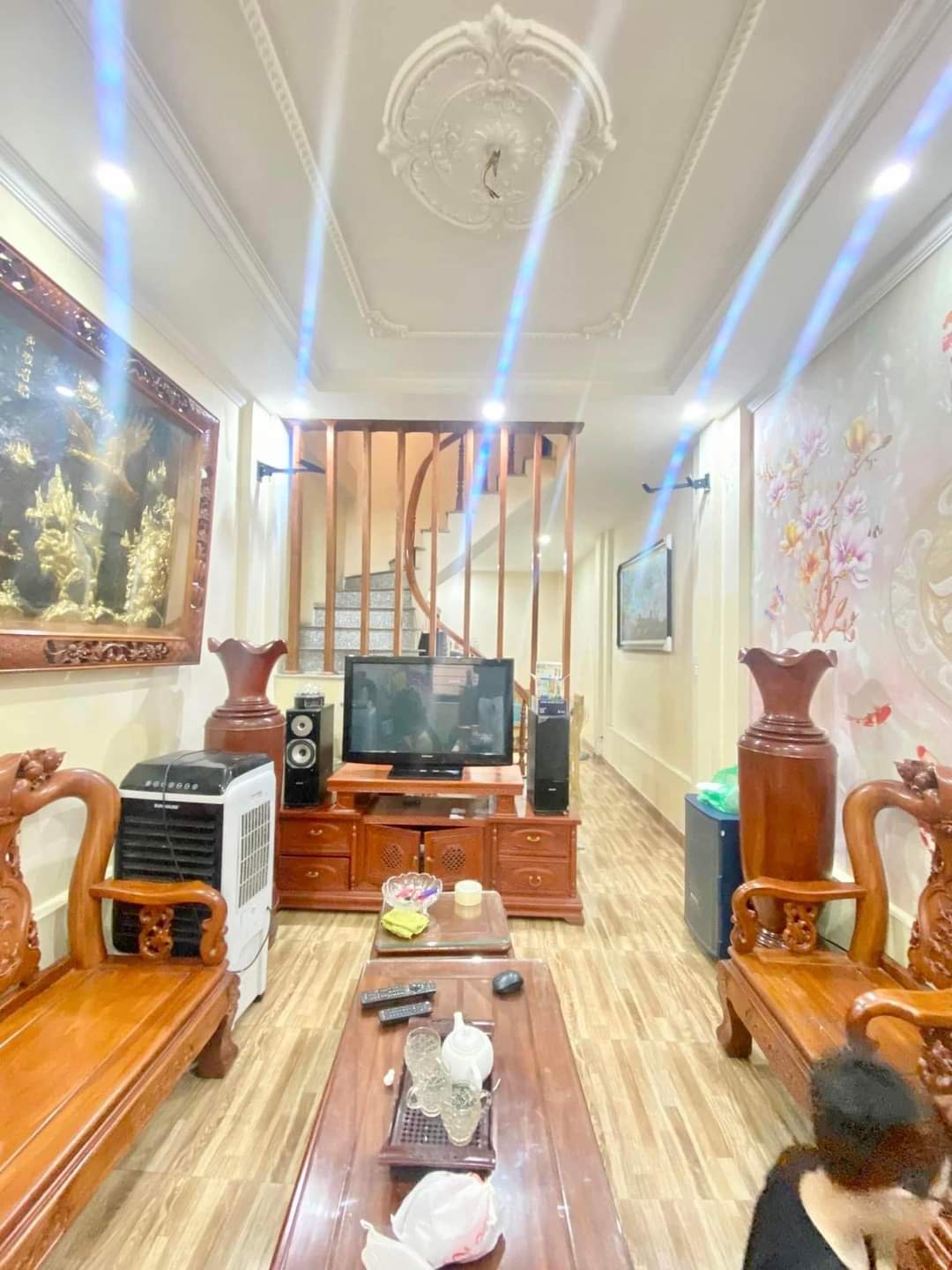 Bán gấp nhà Nguyễn Cao - Hai Bà trưng. Vừa ở vừa kinh doanh, sát phố.