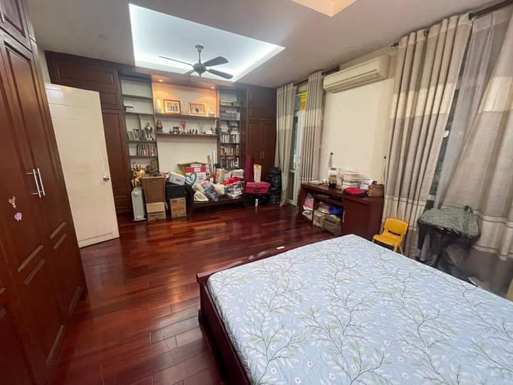 Bán nhà 73m, 5 tầng, MT 6.6m, giá 26.9 tỷ