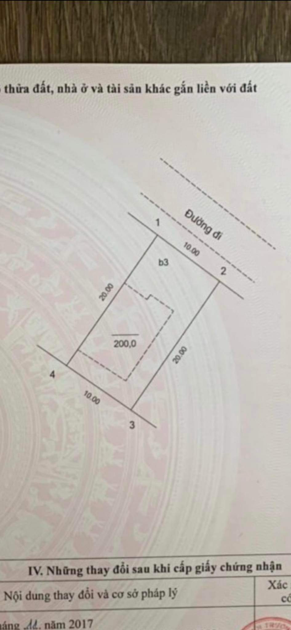 Biệt Thự Khu Đô Thị Linh Đàm với diện tích 200m2 × 4 tầng, sở hữu mặt tiền cực kỳ đẹp 10m. Giá 19,8 tỷ.