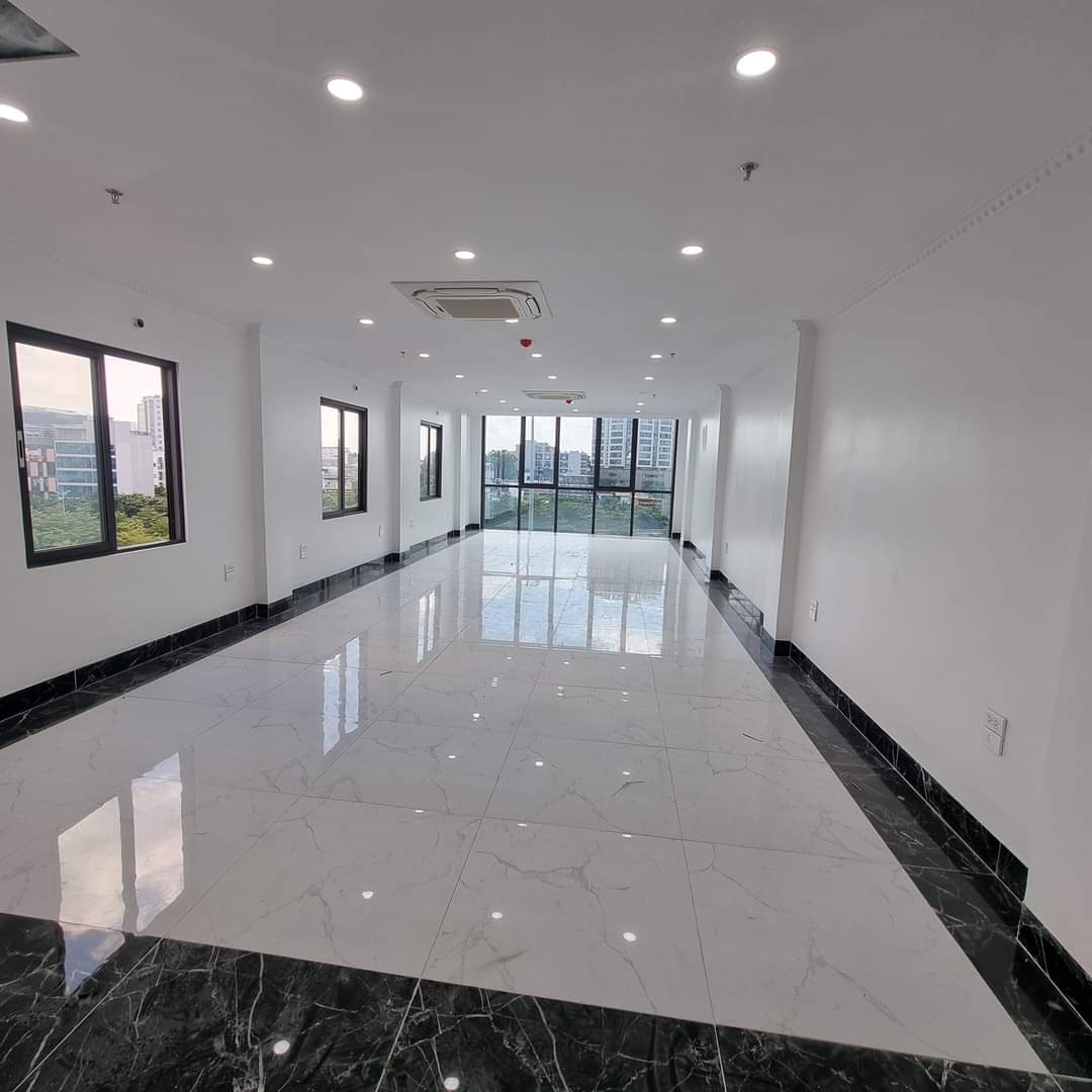 80m2